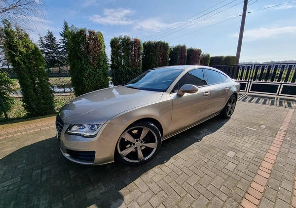 Audi A7 cena 73500 przebieg: 179000, rok produkcji 2011 z Pabianice małe 232